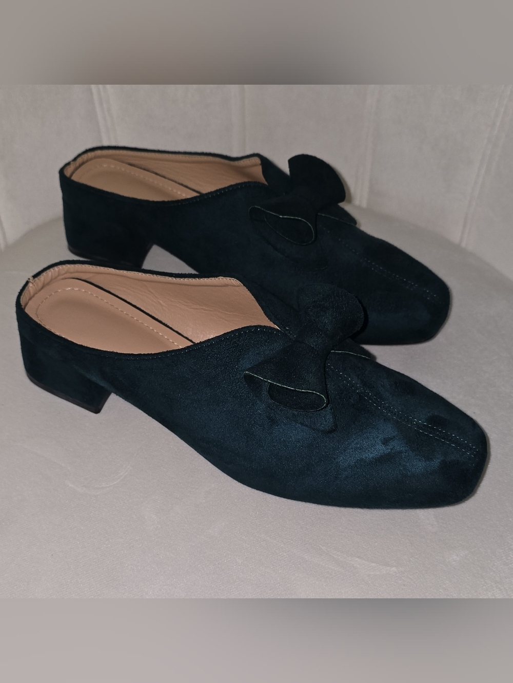 Women’s Dark Green Velvety Flannel Bow Block Heel Slip-On Flats